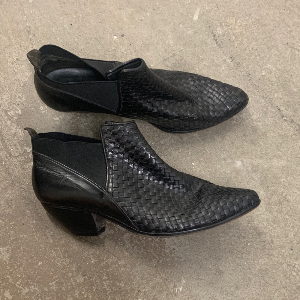 Via Spiga Black Women's Woven Shoes